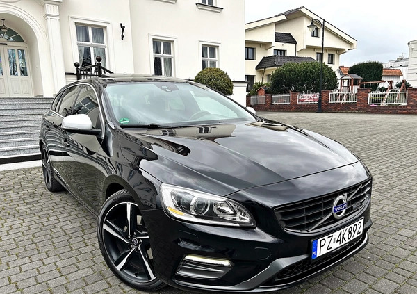 Volvo V60 cena 63900 przebieg: 178000, rok produkcji 2015 z Swarzędz małe 781